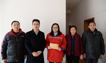 寒冬走访送温暖 浓浓情意暖人心 J9九游会老哥俱乐部集团公司开展“送温暖”慰问活动